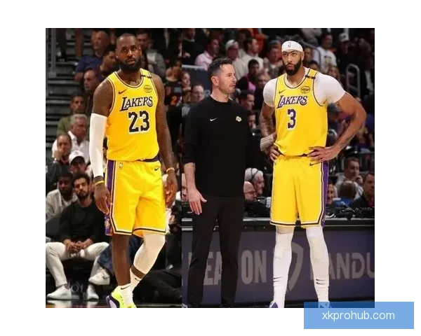 詹姆斯与戴维斯联手复仇雷霆 亚历山大冲击三杀成焦点