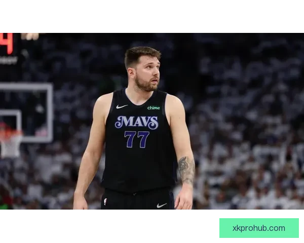 东契奇怒怼比塔泽提及家人唇语曝光全程细节